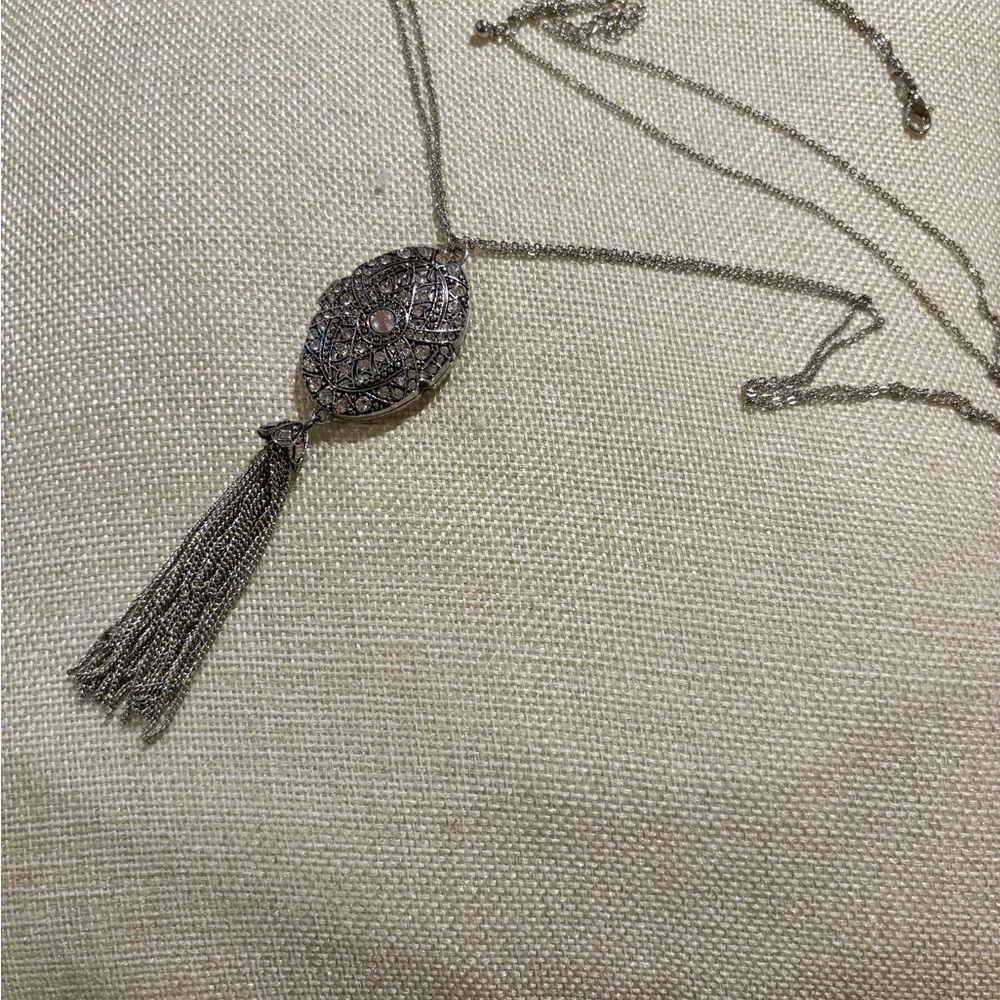 Locket with Tassel -double chain - Picture 3 of 5